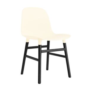 Normann Copenhagen Form Chair stoel zwart eiken-Crème