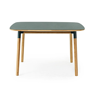 Normann Copenhagen Form tafel-Groen-120x120 cm