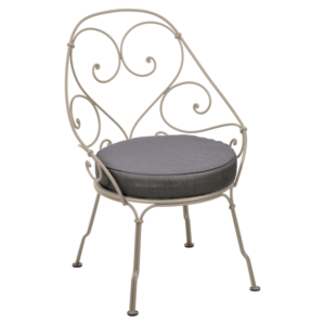 Fermob 1900 fauteuil met graphite grey zitkussen-Nutmeg