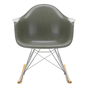 Vitra Eames RAR Fiberglass schommelstoel met verchroomd onderstel-Raw Umber-Esdoorn goud