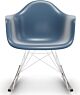 Vitra Eames RAR schommelstoel met wit onderstel-Zee blauw-Esdoorn donker