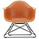 Vitra Eames LAR loungestoel met zwart onderstel-Roest oranje