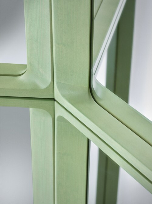 muuto Arced spiegel-Light green-170x61 cm