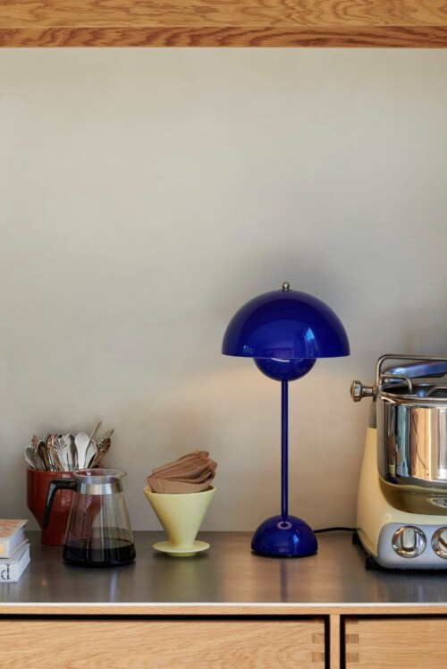 &tradition FlowerPot VP3 tafellamp-Stone Blue