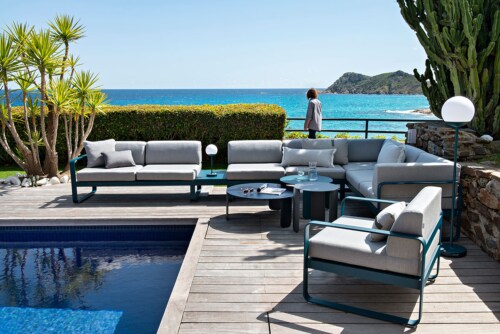 Fermob Bellevie fauteuil met grey taupe zitkussen-Acapulco Blue