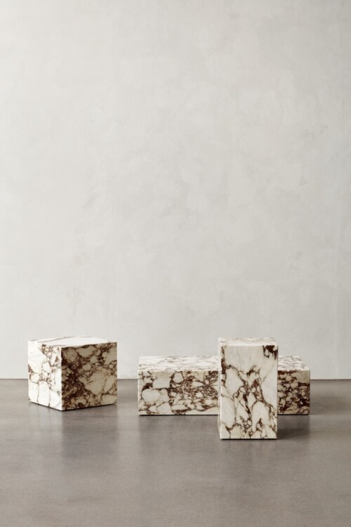 Audo Copenhagen Plinth Cubic bijzettafel-Nero Marquina