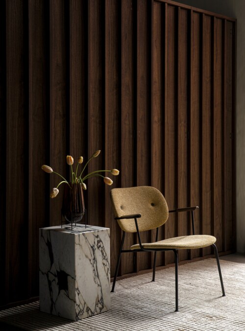 Audo Copenhagen Co gestoffeerde lounge fauteuil - Dark Stained Oak-Audo Copenhagen Bouclé 02