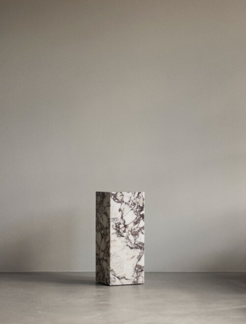 Audo Copenhagen Plinth pilaar-White Carrara