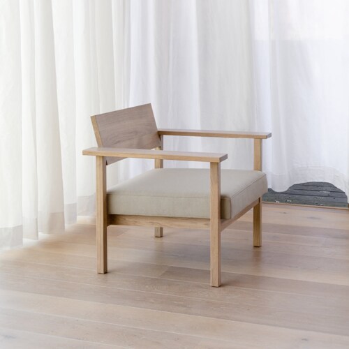 Studio HENK Base Lounge chair-Light grey 60-Hardwax oil light