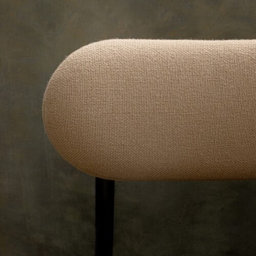 Studio HENK Oblique Chair bekleed wit frame-Cube Niagara 158