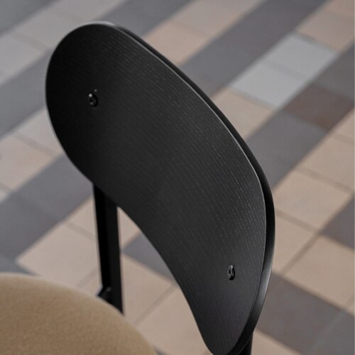 Studio HENK Oblique Chair zwart frame-Cube Light Grey 60-Hardwax oil light