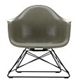 Vitra Eames LAR Fiberglass loungestoel met zwart onderstel